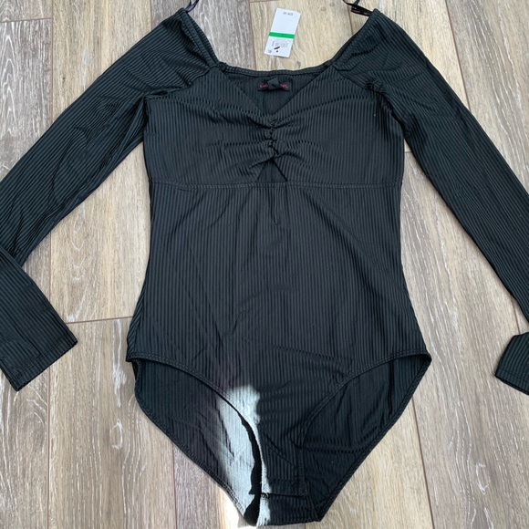 Material Girl Cutout Rib-Knit Black Bodysuit L NWT - Picture 2 of 3